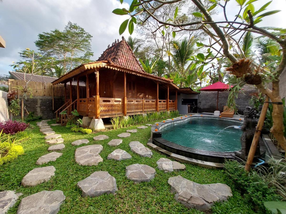 D'Ethnic Ubud Villa Buitenkant foto