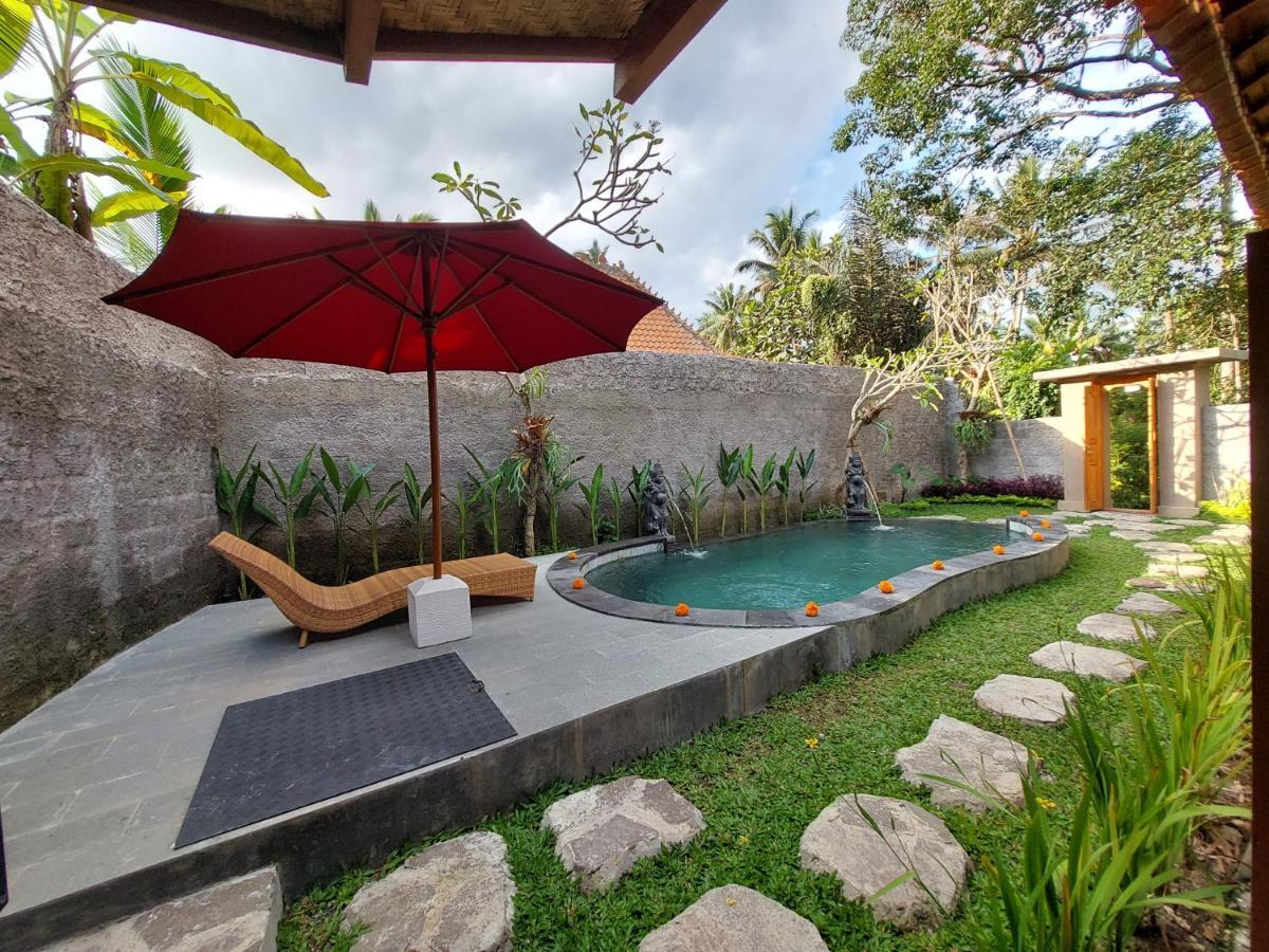 D'Ethnic Ubud Villa Buitenkant foto