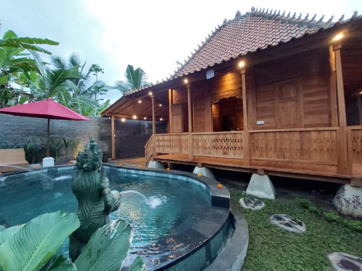 D'Ethnic Ubud Villa Buitenkant foto