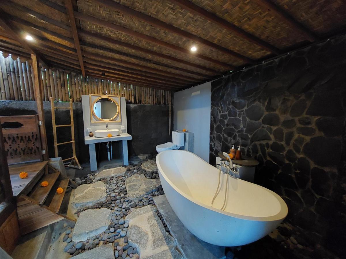D'Ethnic Ubud Villa Buitenkant foto