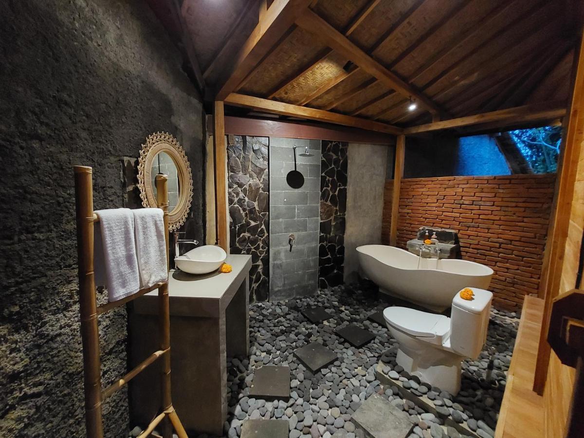 D'Ethnic Ubud Villa Buitenkant foto