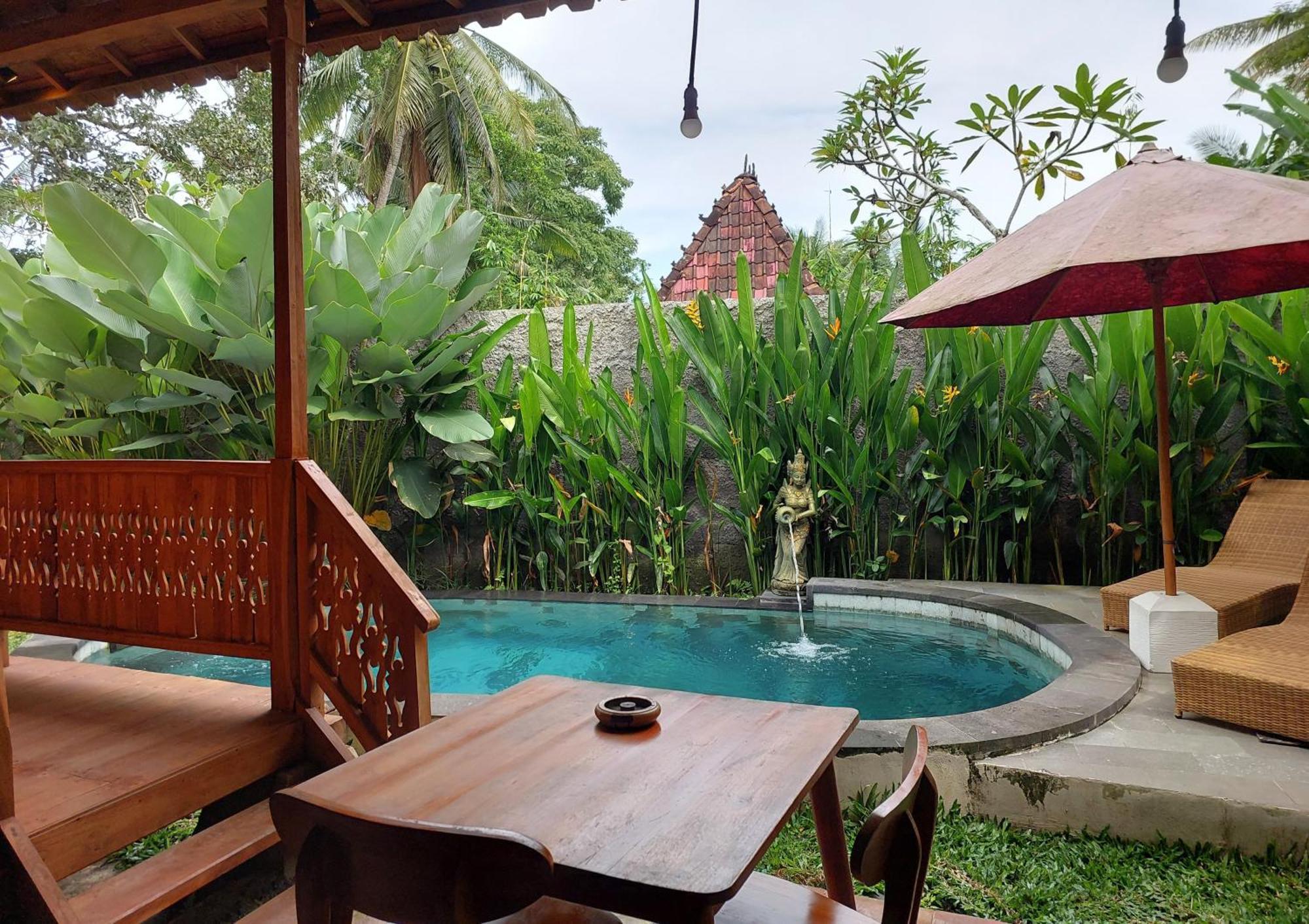 D'Ethnic Ubud Villa Buitenkant foto